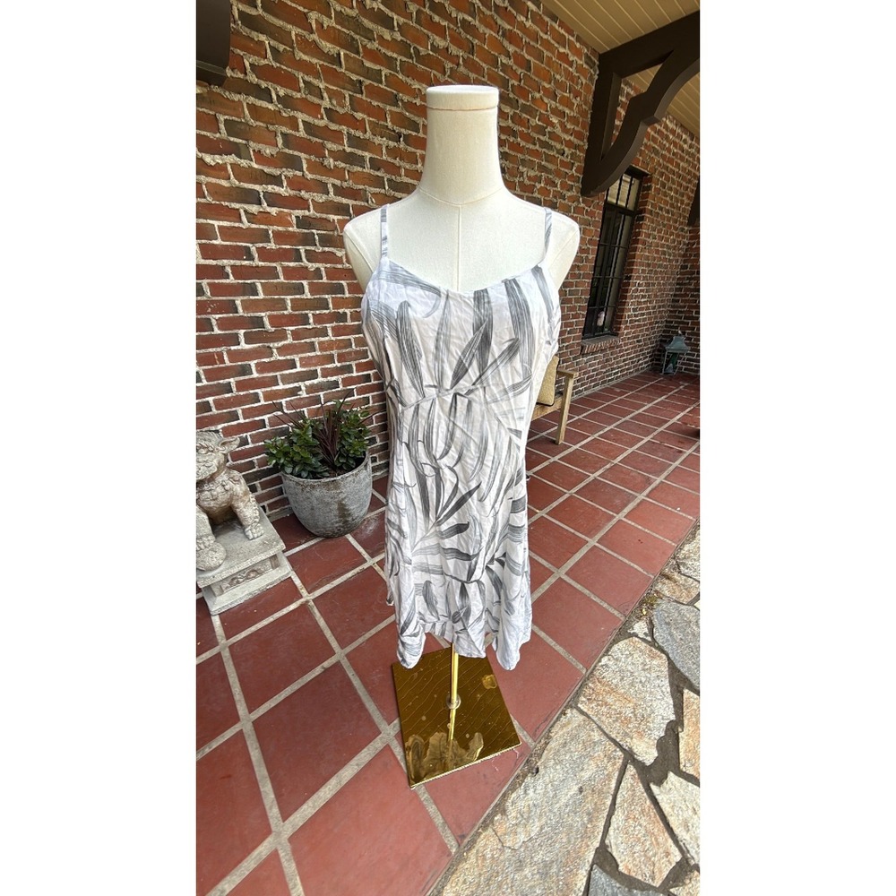 Paradise Found Womens XL White Grey Palm Leaf Rayon Slip Dress Made in Hawaii
